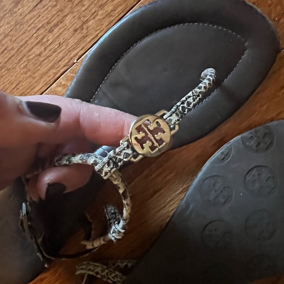 Tory Burch sandals, size 6.5 - these have been loved and are in fair condition! - Picture 2 of 4